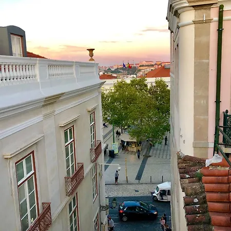 Downtown Penthouse Balcony River View Apartment *
